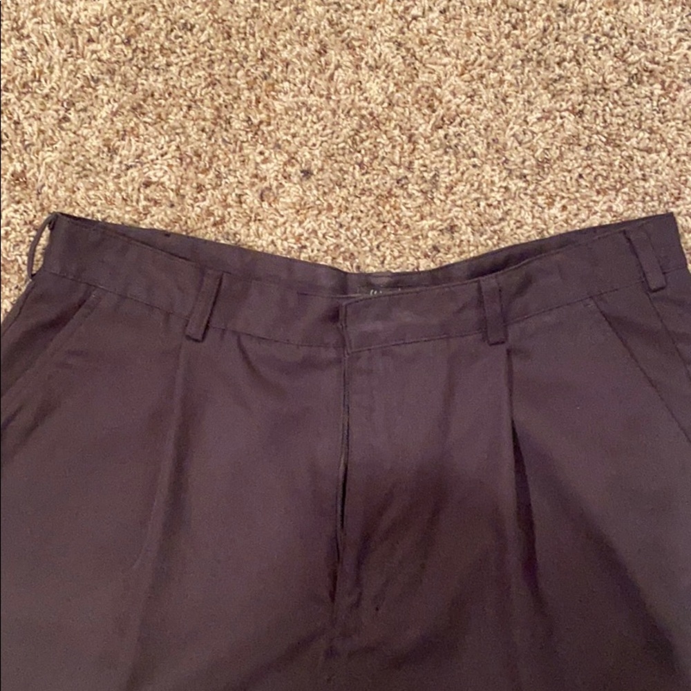 Black Walter Hagen Shorts - Picture 2 of 11